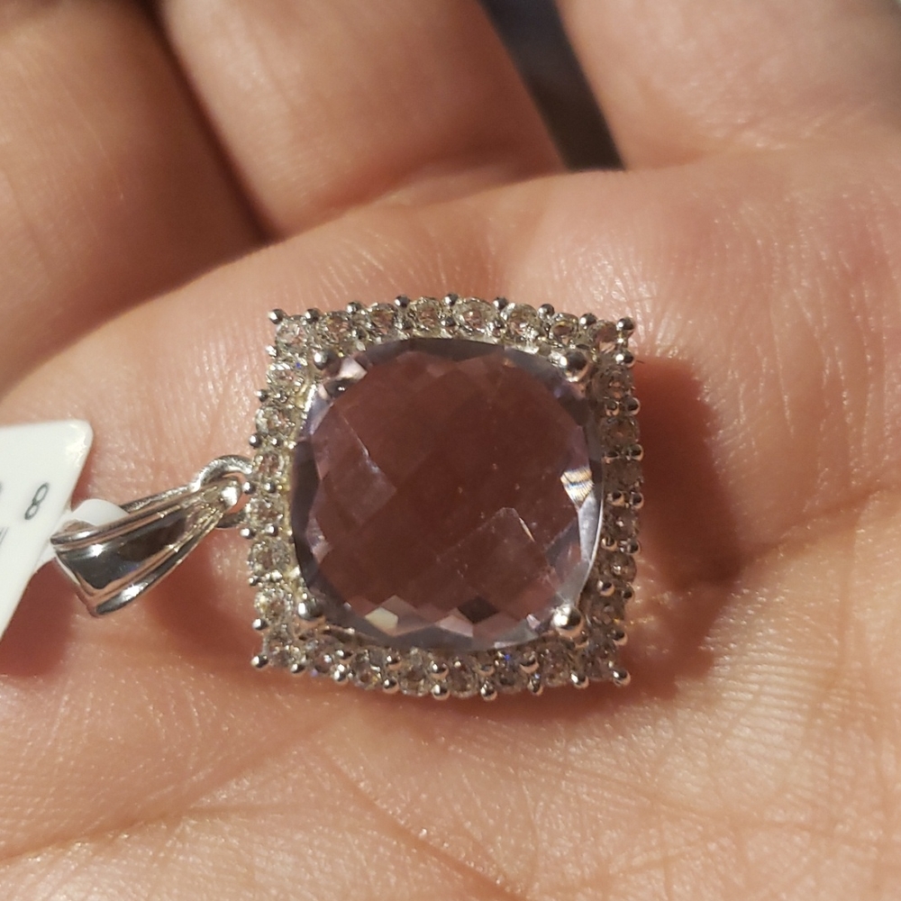 Starling silver pendant with natural amethyst
